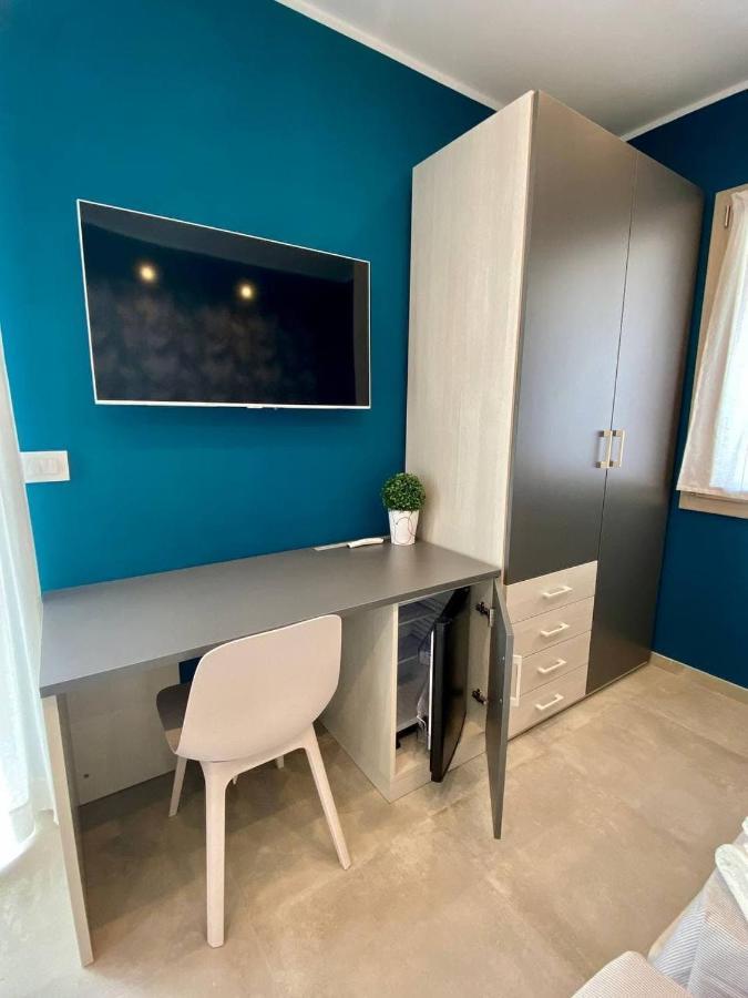 Floridida Rooms & Breakfast Marina dʼMarina dʼAndora Extérieur photo